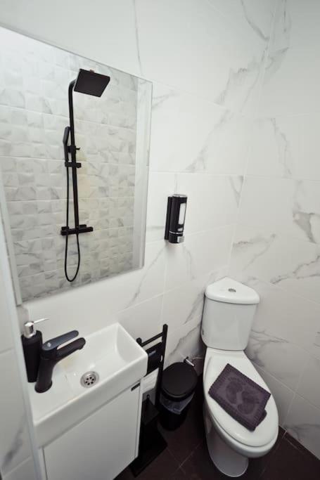 Agia 2 - Cozy One Room Apartment ソフィア エクステリア 写真